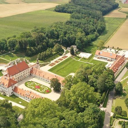 Schloss Thalheim Sankt Poelten Exteriör bild