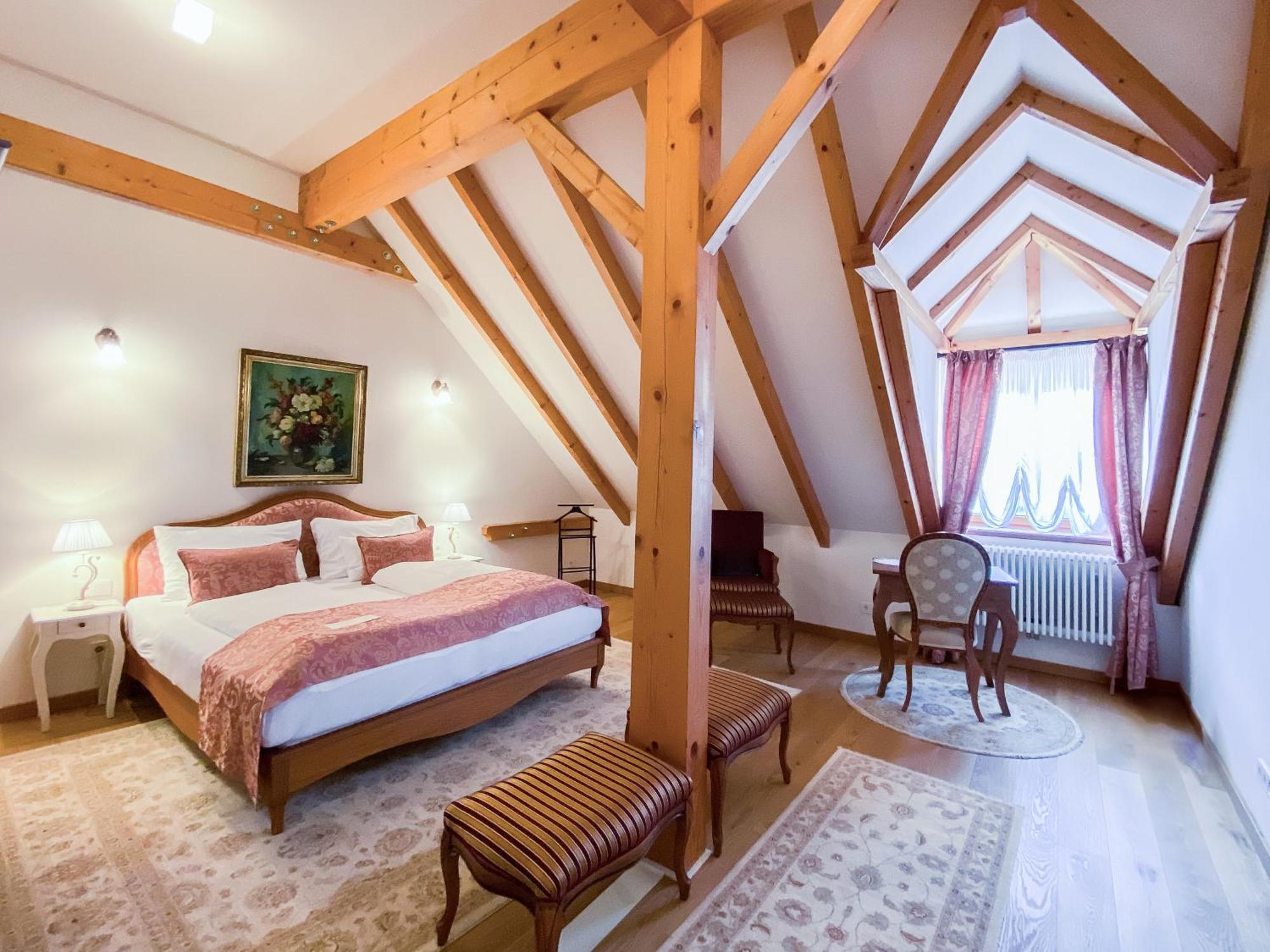 Schloss Thalheim Sankt Poelten Rum bild